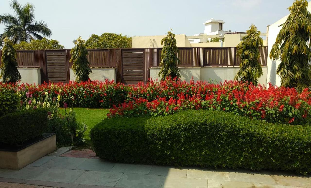 When In Gurgaon - Artemis Hospital 1 Min Walk, Fortis & Medanta 4 Mins Drive Exteriér fotografie