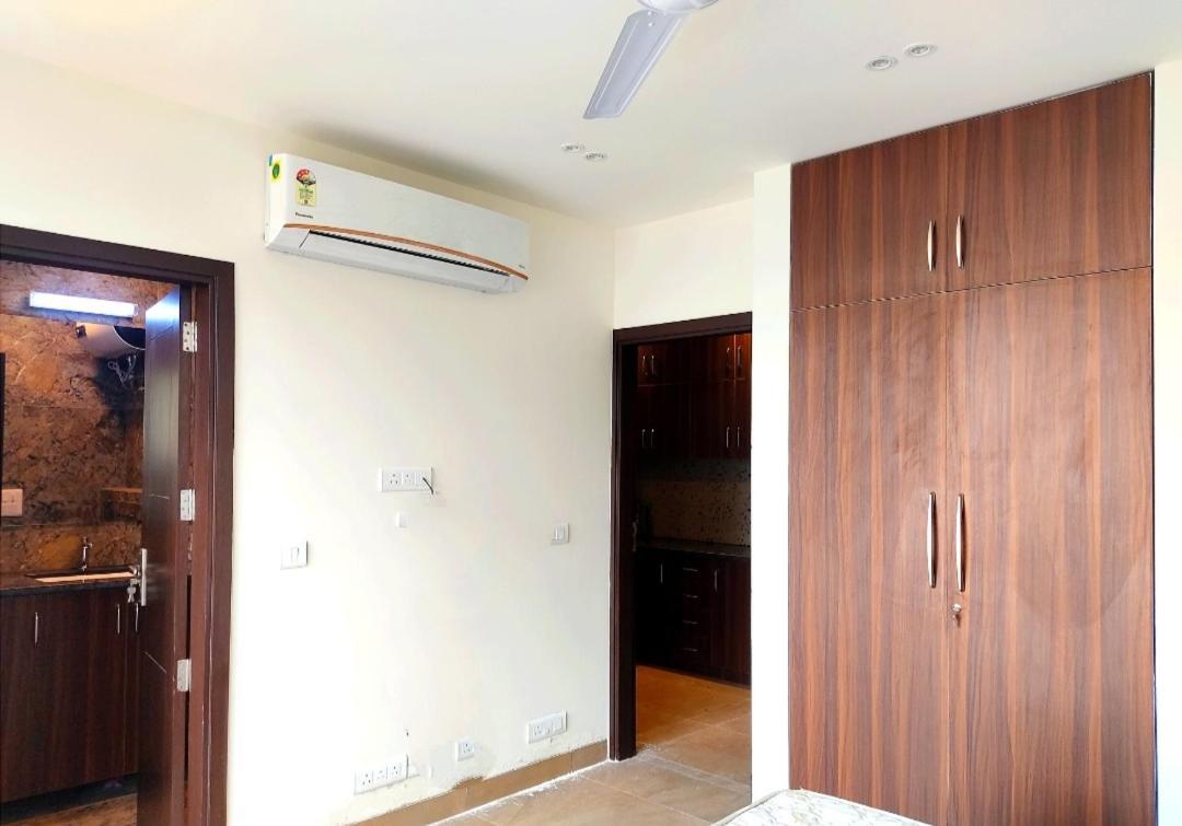When In Gurgaon - Artemis Hospital 1 Min Walk, Fortis & Medanta 4 Mins Drive Exteriér fotografie